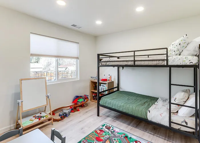 Ferienhaus Near Nau & Dtwn! Kid-friendly Retreat *