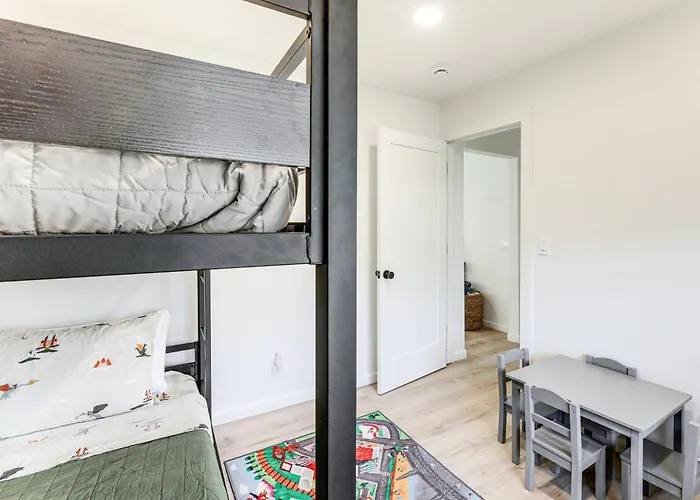 Near Nau & Dtwn! Kid-friendly Retreat Flagstaff